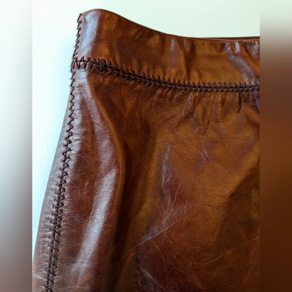 GAP 100% Leather Skirt - Picture 4 of 7